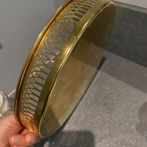 Golden/Brass Colour Metal Tray - Picture 3 of 3